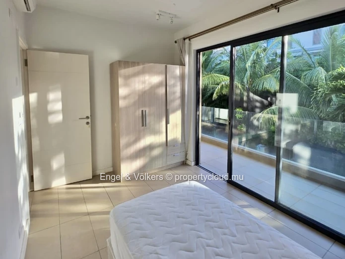 Duplex with Rooftop & Resort Amenities