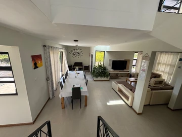 4 Bedroom Villa