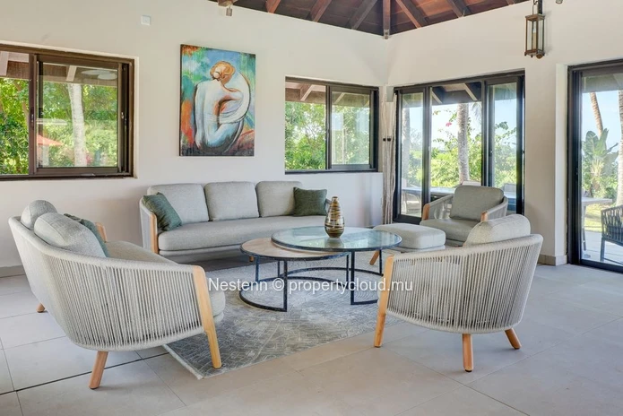 Sea View Villa – Modern Elegance with Private Pool