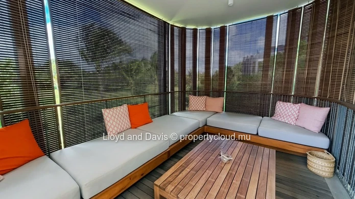 Luxury Apartment with Golf Course Views