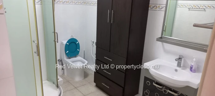Appartement de 3 chambres à louer à Sodnac, Quatre Bornes