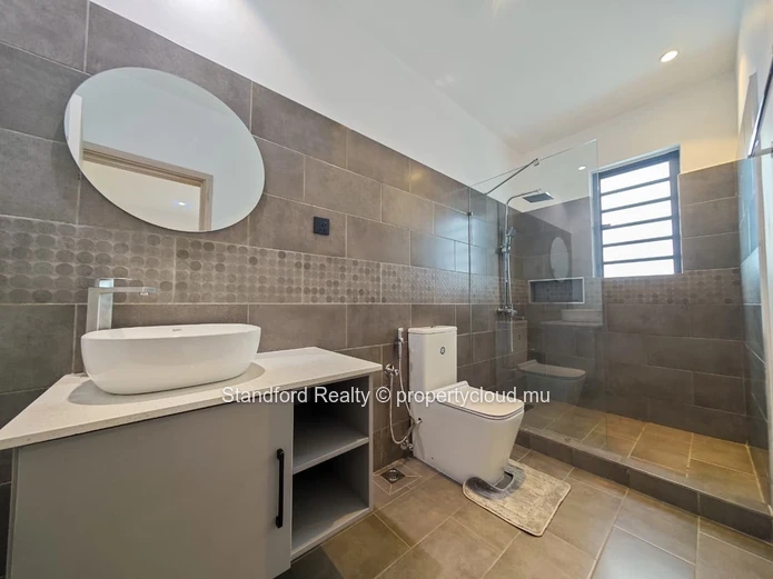 Villa Moderne de 3 Chambres Près du Spot de Kitesurf – La Gaulette, Maurice