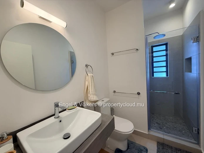 Brand-New 3-Bedroom Apartment for Rent in Beau Plan Smart City