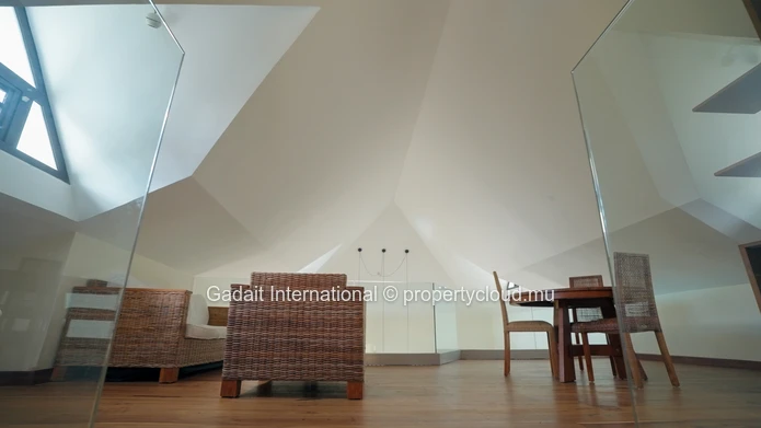 Luxurious Villa for Sale - Cap Tropical 2, Mauritius - Elegance and Investment Opportunity