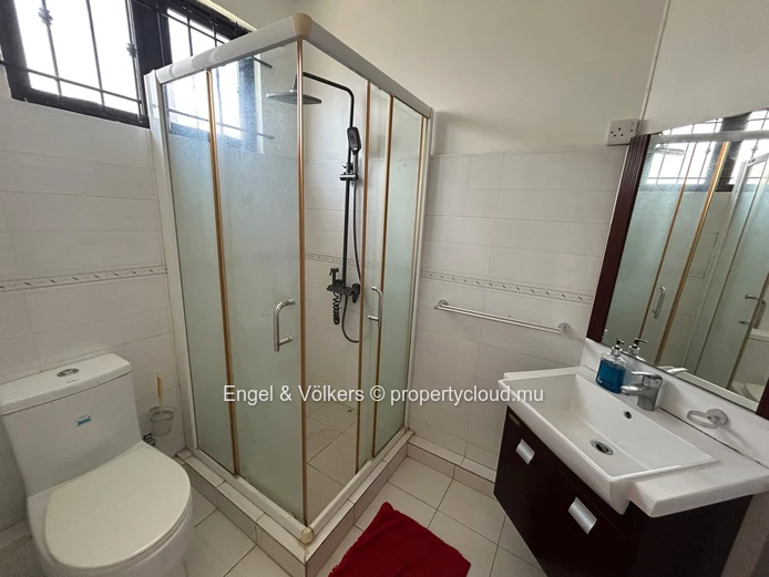 Charming Triplex House for Sale in Flic en Flac – Reserved for Mauritian Citizens