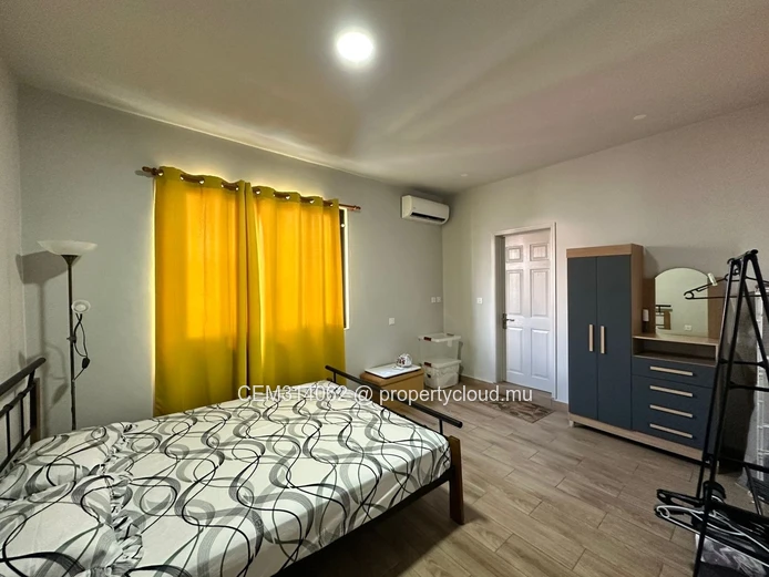 Cozy 2-Bedroom Apartment in the Heart of Trou-aux-Biches