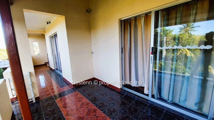 Spacieux appartement traditionnel avec 2 chambres
