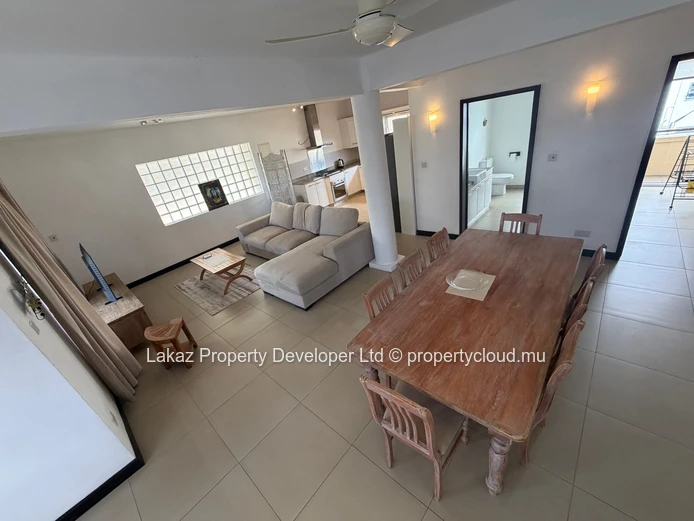 2-Bed Penthouse plus 1 office 