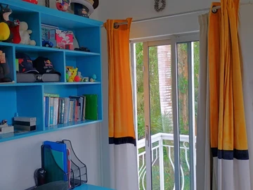 5 Bedroom Villa