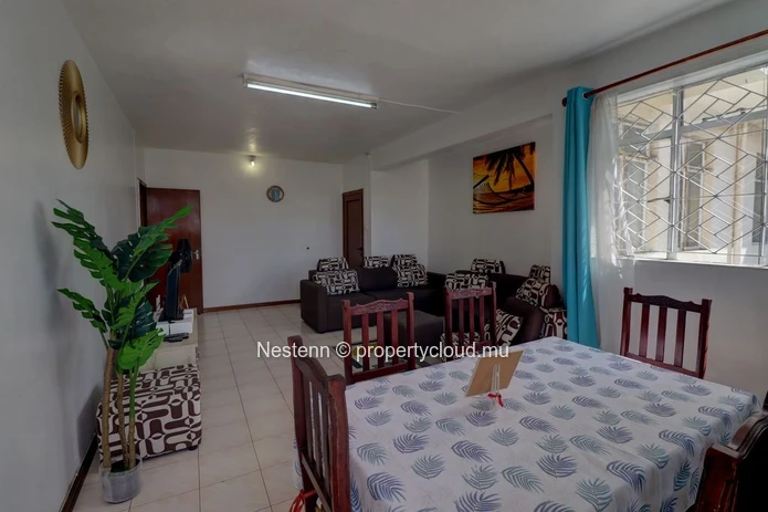 Furnished apartment with mountain views in a secure residence