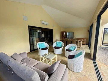 4 Bedroom Villa