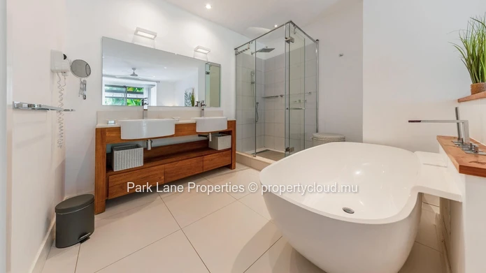 Exquisite Marina Sanctuary with Private Pool and Scenic River Views 