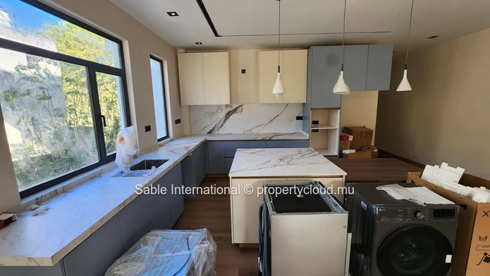 SeaView 3-Bedroom Apartment for Sale in Pereybere with rooftop shared Pool