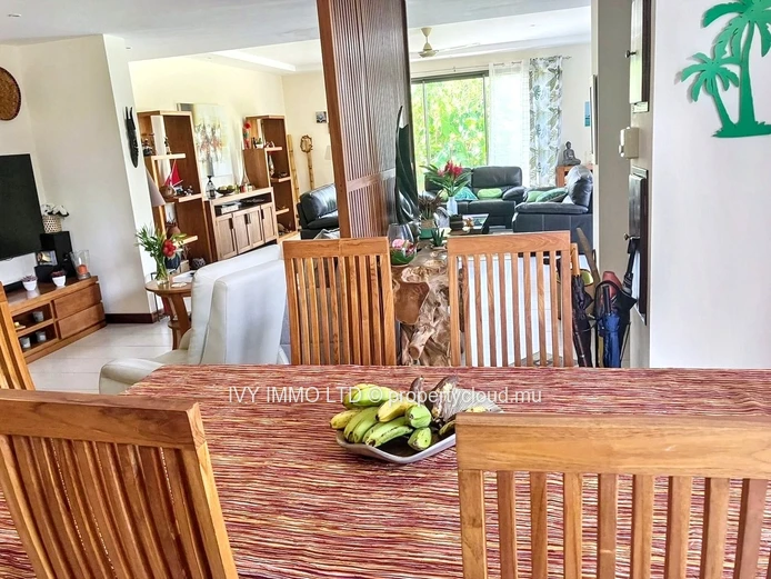 Villa exceptionnelle à vendre Située à #vieuxgrandport A proximité de la plage 