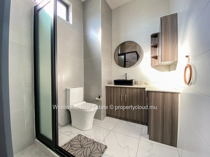Recent house with swimming pool for long-term rent in Péreybère, Mauritius
