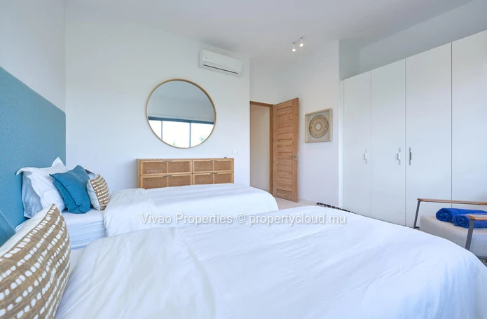 Luxurious furnished apartment in Péreybère with rooftop pool and sea view - Ideal investment for foreigners - €715,000