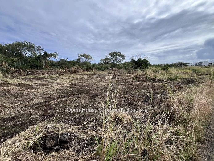 Residential land for sale in Grand Baie, 506m² at Rs