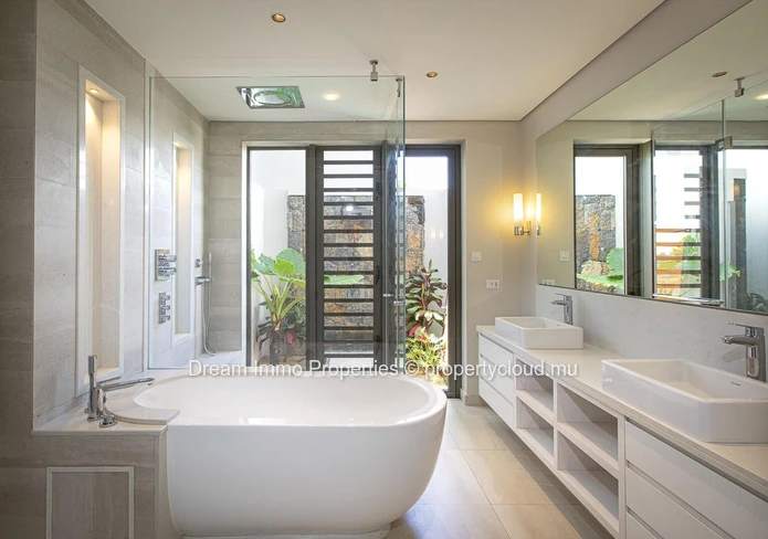 Vue Jardin – Spacieuse Villa De 7 Ch Dans Le Quartier De The Gardens - Anahita