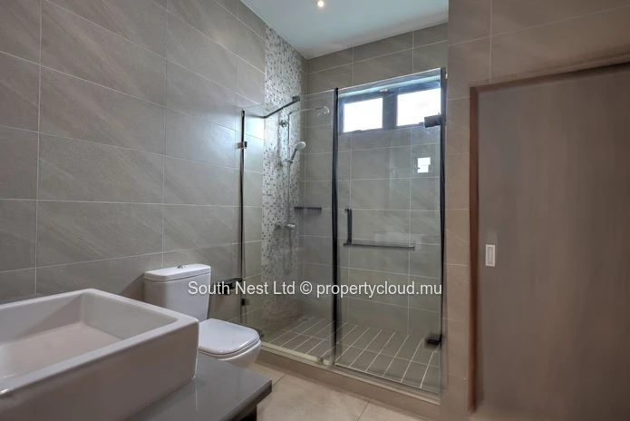 Villa d'Exception de 4 Chambres Entièrement Meublée avec Piscine Privée - Grand Baie