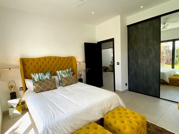 4 Bedroom Villa
