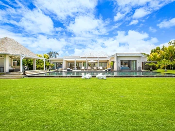 4 Bedroom Villa
