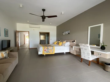 3 Bedroom Townhouse, Duplex