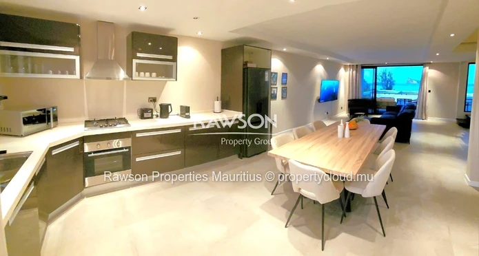Duplex Contemporain En Bord De Mer | 3 Ch. | 4 Sdb | Vue Mer | 188 M² | €900,000