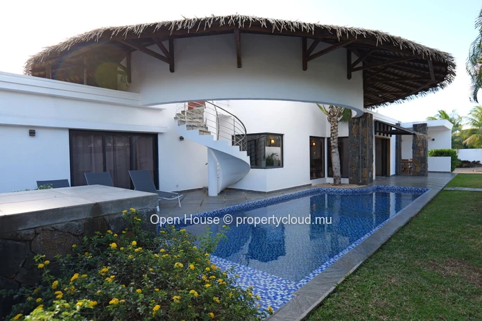 Furnished 3-Bedroom Villa with Private Pool in Pointe aux Piments