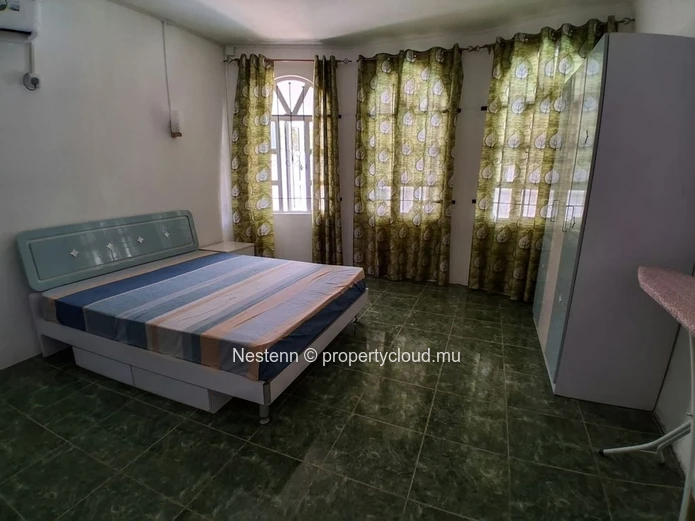 Péreybère – Ground Floor Apartment With Pool In A Sought-After Neighborhood
