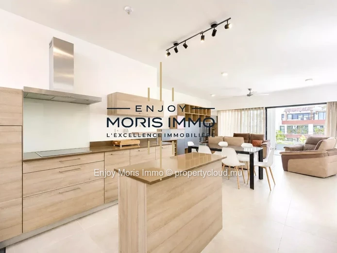 Appartement de prestige 3 chambres à vendre – Trou aux Biches | 180 m² | Accès plage à pied | Piscine lagon