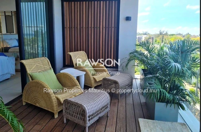 Duplex Penthouse 3 Chambres À Vendre À Pointe Aux Canonniers | Design Contemporain | Vue Mer | Piscine En Rooftop | €