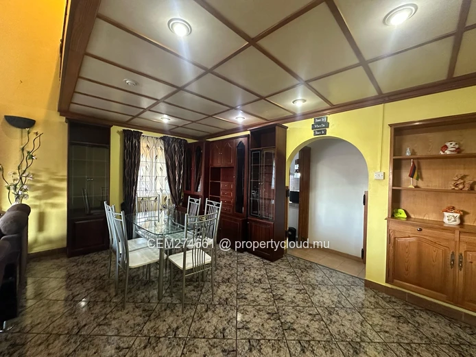 2-Bedroom Apartment for Rent – Curepipe
