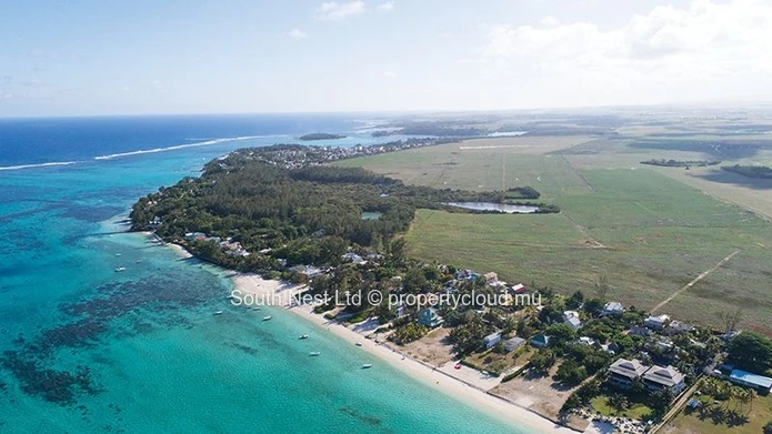 Appartement 3 chambres rez-de-chaussée dans une région préservée avec un accès à la plage. 