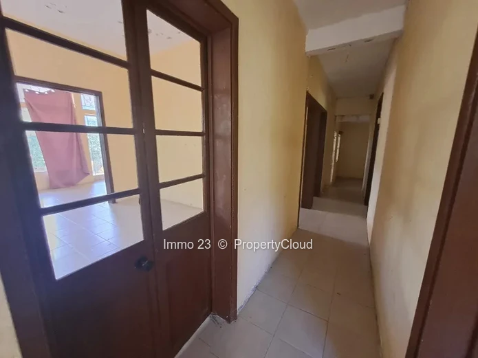 Maison / Villa - 3 chambres - Flor00e9al - Ref. MA87930VE
