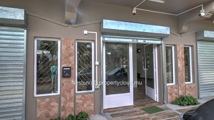 Immeuble commercial 