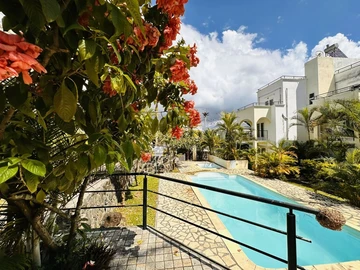 3 Bedroom Townhouse, Duplex