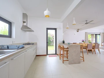 4 Bedroom Villa