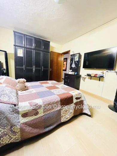 Stunning, bright 3-bedroom apartment in Sodnac – Absolute tranquility! 