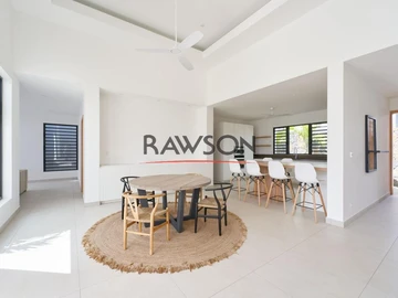 4 Bedroom Villa