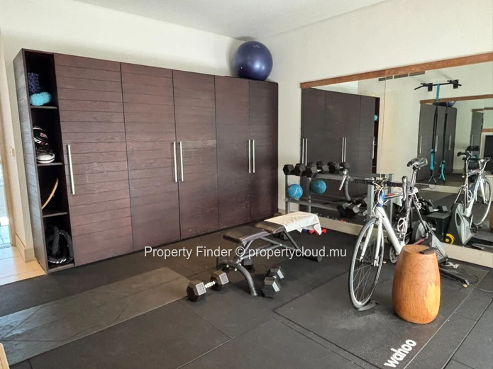 Exceptional Marina Residence – Luxury Waterfront Living in Black River