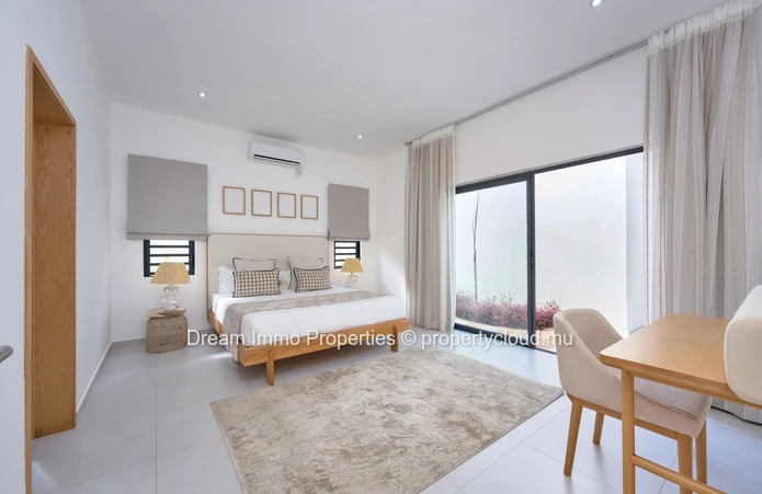 Villa moderne de 4 chambres en suite avec piscine privée à Grand Baie – Ile Maurice