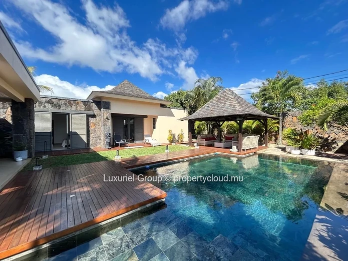 Luxury Villa For Rent In Pereybere – Secure Gated Estate