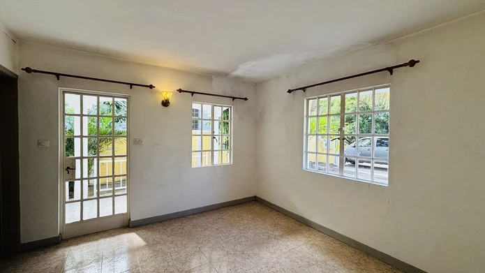 À Vendre – Maison À Trou Aux Biches