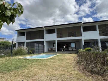 4 Bedroom Townhouse, Duplex