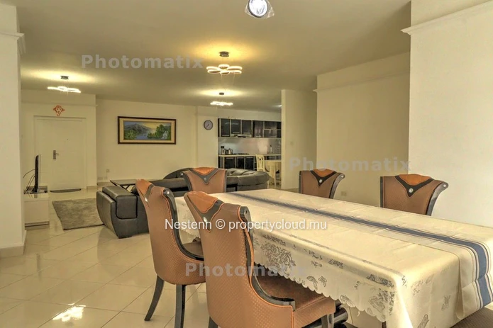 Spacious apartment for rent – Prime location in Quatre Bornes