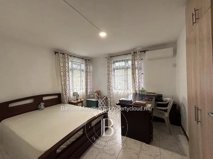 HELVETIA - Charming Family Home - 4 Bedrooms