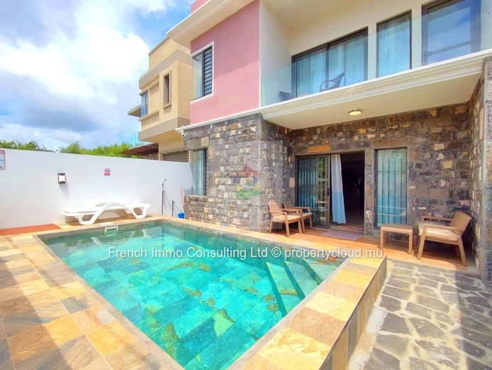 Duplex de 3 chambres en suites avec piscine privative a Mont Choisy