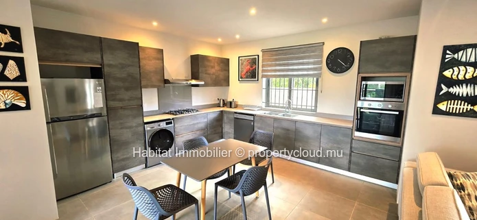A louer : Appartement de 97 m², en rez-de-chaussée à Cascavelle
