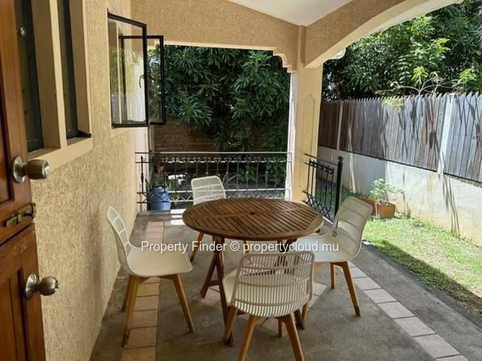 3 Bedroom Villa For Rent - Tamarin