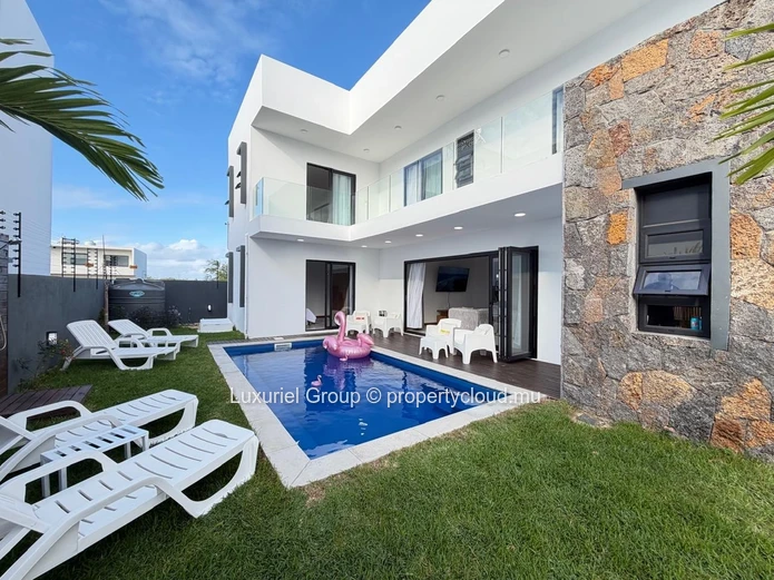 Beautiful Family Villa with Private Pool
